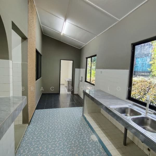 1-storey Terraced House for Sale in Taman Melawati (Ulu Kelang) - Brackson Loh - Kitchen - PropertyGuru.com.my