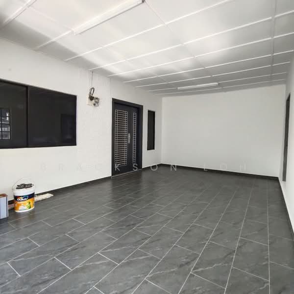 1-storey Terraced House for Sale in Taman Melawati (Ulu Kelang) - Brackson Loh - Entrance - PropertyGuru.com.my