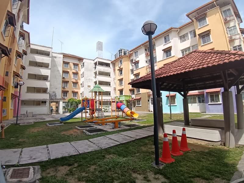 Pangsapuri untuk Disewa di Semarak Apartment - Angel Tan - Exterior - PropertyGuru.com.my