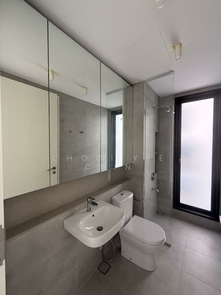 Kondominium untuk Dijual di Jendela Residences - Alexis Chin - Bathroom - PropertyGuru.com.my