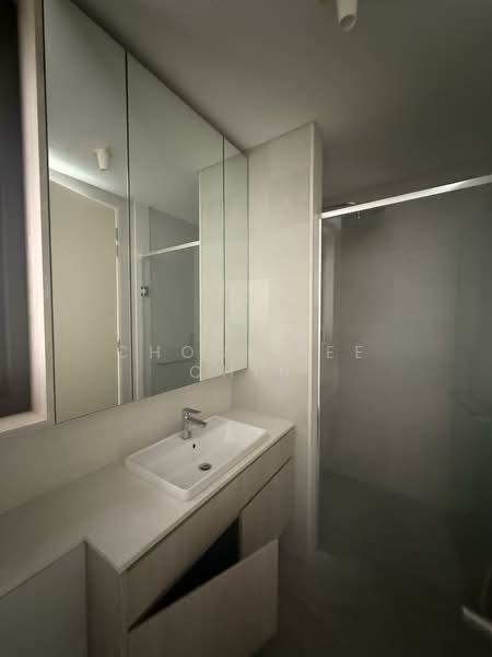 Kondominium untuk Dijual di Jendela Residences - Alexis Chin - Bathroom - PropertyGuru.com.my