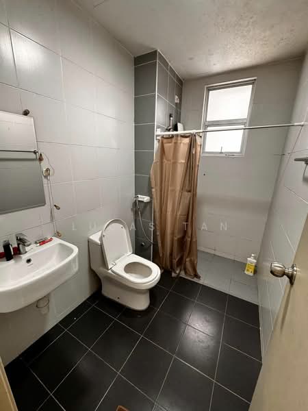 Apartment for Rent at Aliff Avenue (Dwi Alif) - Lucas Tan - Bathroom - PropertyGuru.com.my