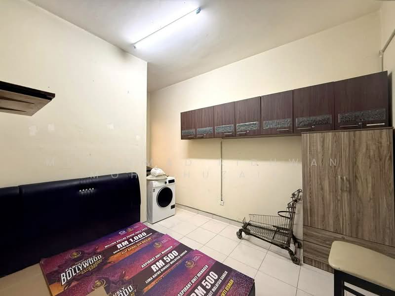 2-storey Terraced House for Sale in Bandar Nusaputra (Puchong) - Muhammad Ridhwan Mohd Huzairi - Bedroom - PropertyGuru.com.my
