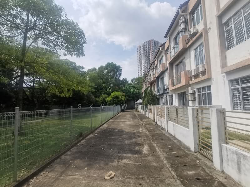 Rumah Bandar untuk Dijual di Puchong (Selangor) - Sky Wong - Exterior - PropertyGuru.com.my