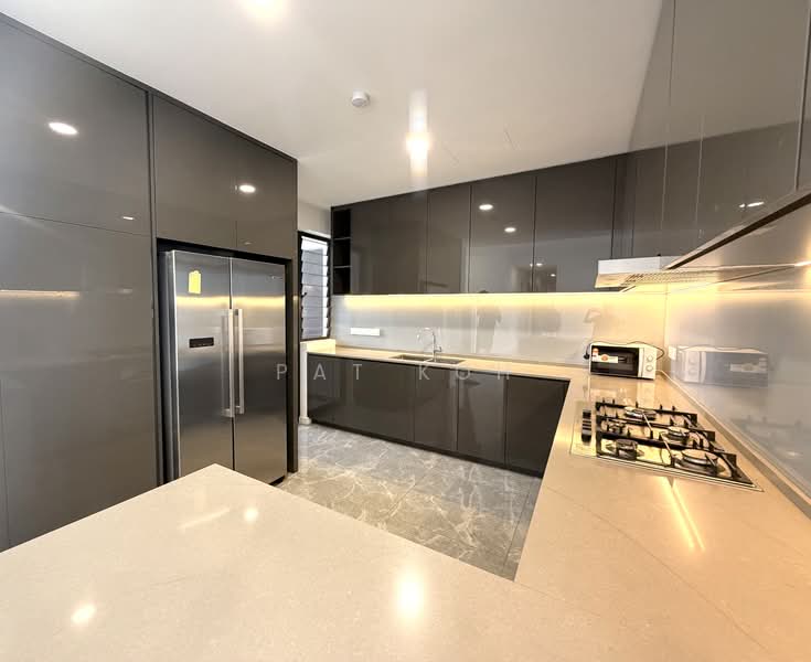 Service Residence for Sale at Park Regent @Desa Park City - Pat Koh - Kitchen - PropertyGuru.com.my