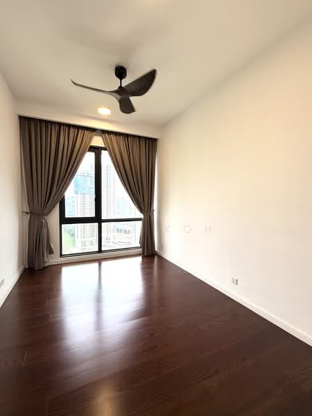 Service Residence for Sale at Park Regent @Desa Park City - Pat Koh - Bedroom - PropertyGuru.com.my