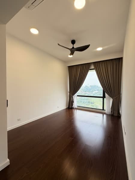 Service Residence for Sale at Park Regent @Desa Park City - Pat Koh - Bedroom - PropertyGuru.com.my