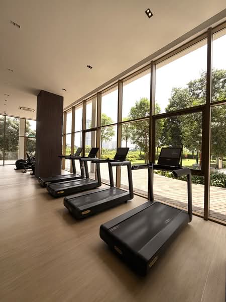 Service Residence for Sale at Park Regent @Desa Park City - Pat Koh - Gym - PropertyGuru.com.my