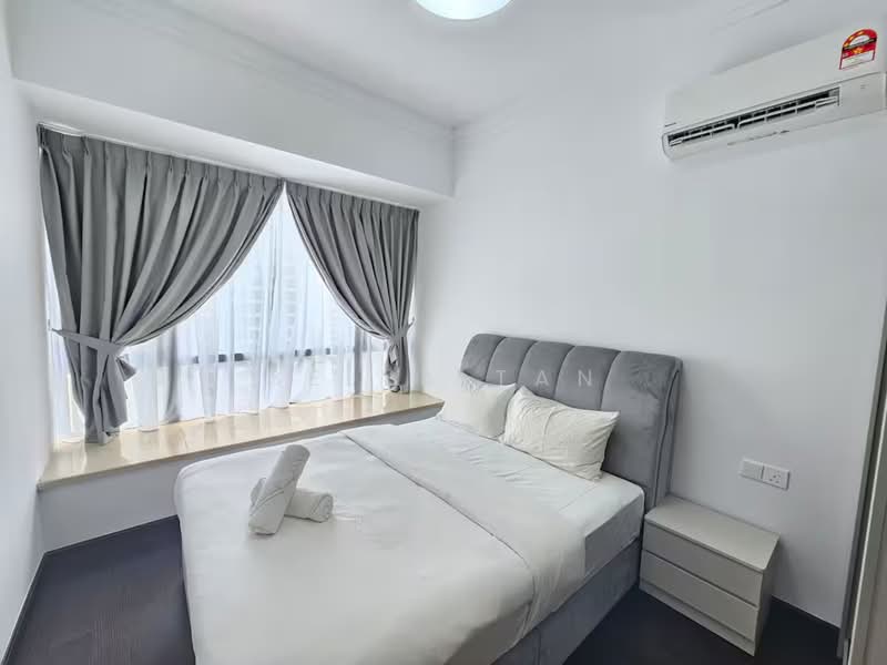Kondominium untuk Dijual di R&F Princess Cove Phase 2-Seine Region - Bella Tan - Bedroom - PropertyGuru.com.my