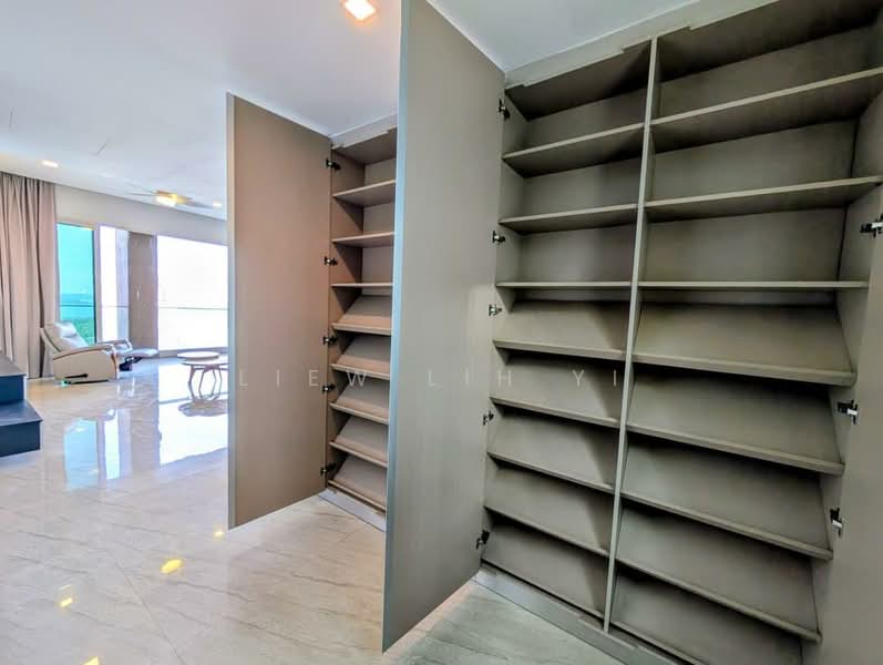 Service Residence for Rent at Puteri Cove Residences - Liew Lih Yi - Living Room - PropertyGuru.com.my
