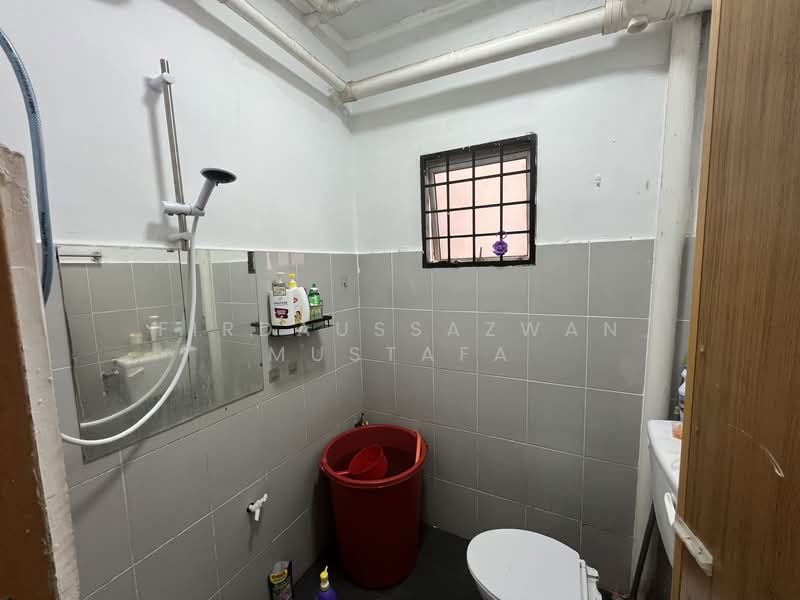 Apartment for Sale at Sri Wira Rivera Rise - Firdaussazwan Mustafa - Bathroom - PropertyGuru.com.my