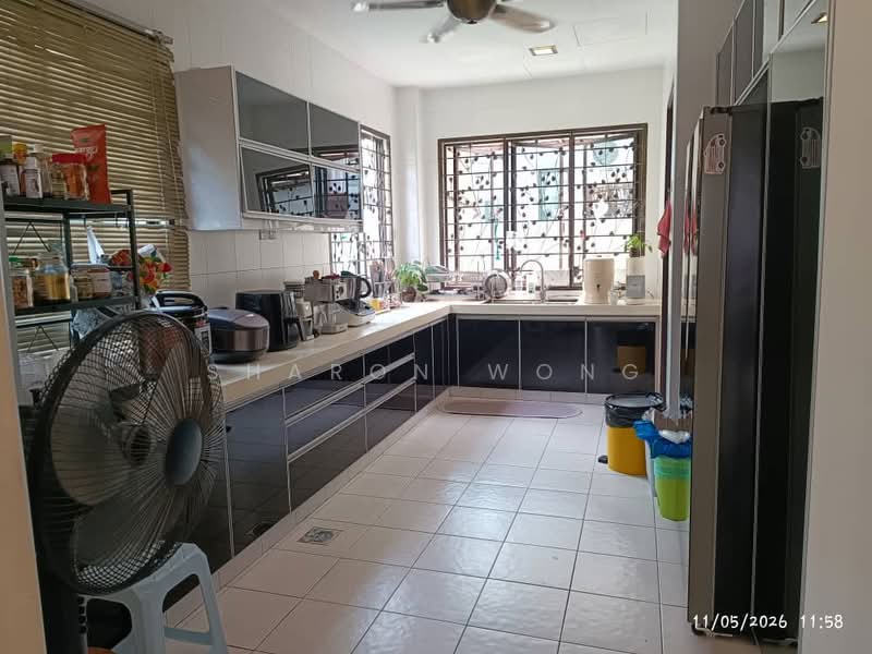 Rumah Berkembar untuk Dijual di Bandar Sungai Long (Selangor) - Sharon Wong - Kitchen - PropertyGuru.com.my