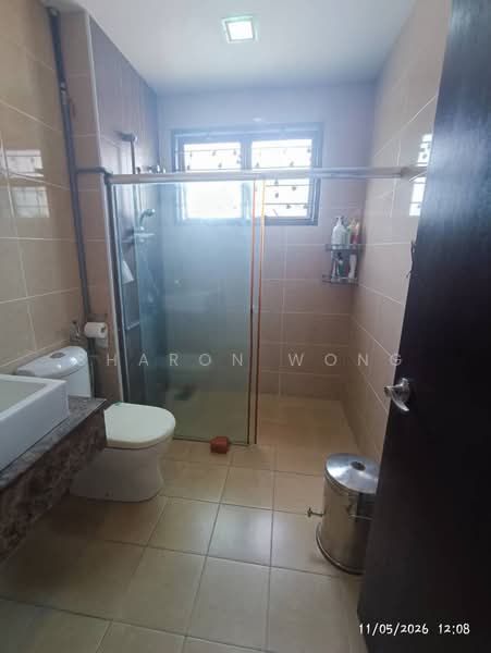 Rumah Berkembar untuk Dijual di Bandar Sungai Long (Selangor) - Sharon Wong - Bathroom - PropertyGuru.com.my