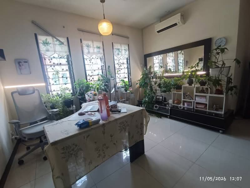 Rumah Berkembar untuk Dijual di Bandar Sungai Long (Selangor) - Sharon Wong - Study - PropertyGuru.com.my
