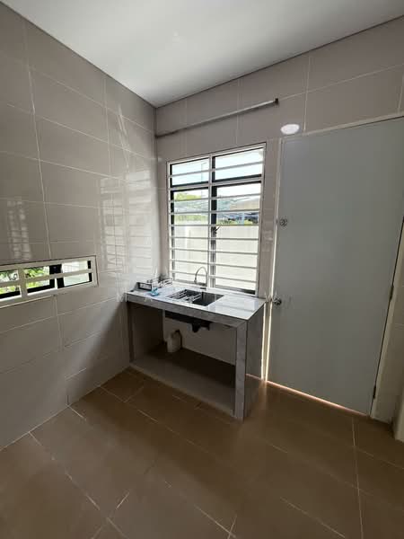 2-storey Terraced House for Rent in Sepang (Selangor) - Max Low - Kitchen - PropertyGuru.com.my