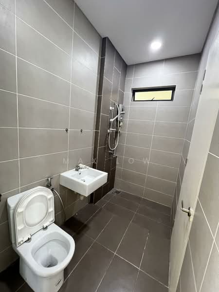 2-storey Terraced House for Rent in Sepang (Selangor) - Max Low - Bathroom - PropertyGuru.com.my