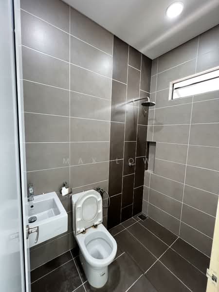 2-storey Terraced House for Rent in Sepang (Selangor) - Max Low - Bathroom - PropertyGuru.com.my