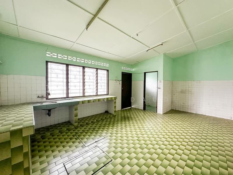 Rumah Teres 1 Tingkat untuk Dijual di Kajang (Selangor) - Rohani Daud - Kitchen - PropertyGuru.com.my