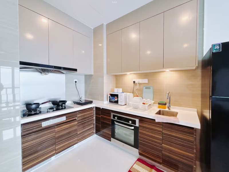 Kondominium untuk Dijual di R&F Princess Cove Phase 2-Seine Region - Bella Tan - Kitchen - PropertyGuru.com.my