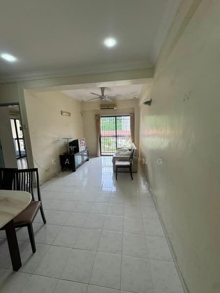 Condominium for Rent at Taman Desa Relau 2 - Kaze Kang - Living Room - PropertyGuru.com.my