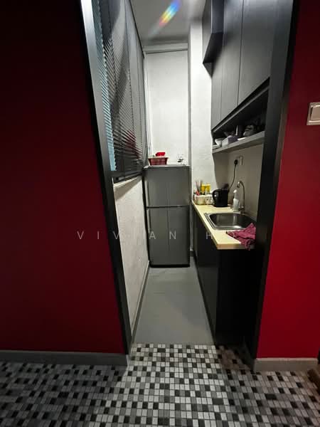 Servis Apartment untuk Dijual di Centrestage Designer Suite - Vivian Ho - Kitchen - PropertyGuru.com.my