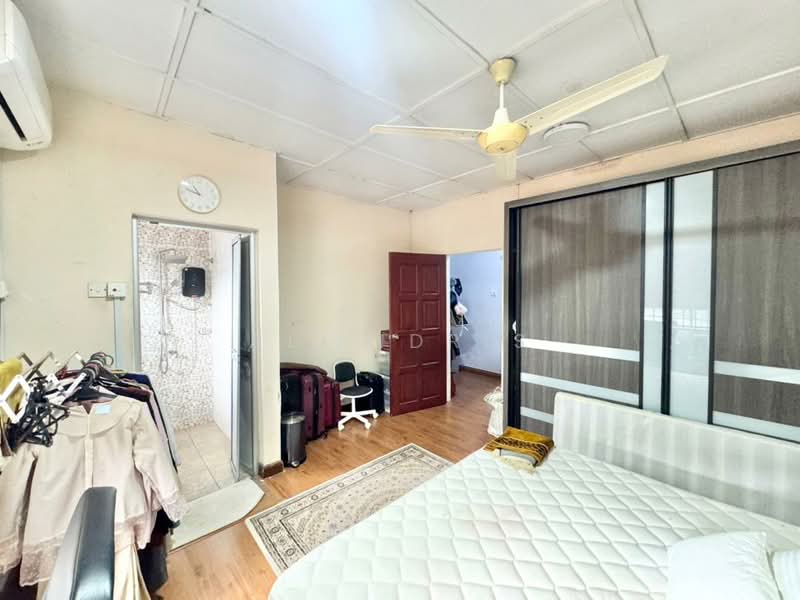 2-storey Terraced House for Sale in Bukit Indah (Ampang) - Ali Idris - Bedroom - PropertyGuru.com.my