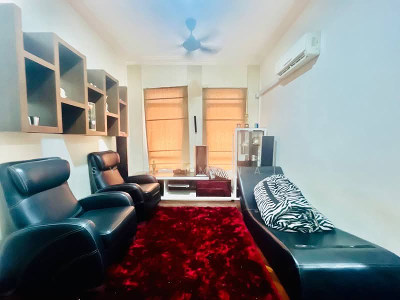 Semi-Detached House for Rent in Glenmarie Cove (Klang) - Syahrim Naim - Living Room - PropertyGuru.com.my
