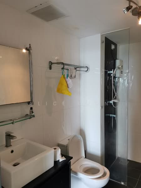 Servis Apartment untuk Disewa di Menara Suria (V12) - Alice Kuon - Bathroom - PropertyGuru.com.my