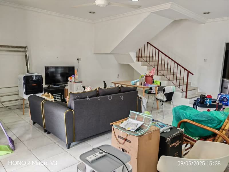 2-storey Terraced House for Sale in Sungai Buloh (Selangor) - Dickson Ong - Living Room - PropertyGuru.com.my
