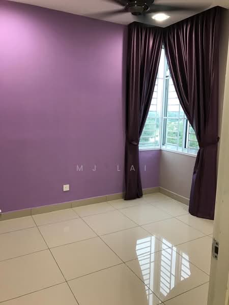 Apartment for Sale at D'Rich Executive Suites - MJ Lai - Bedroom - PropertyGuru.com.my