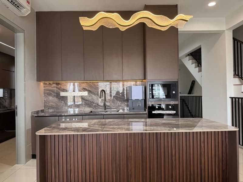 Rumah Teres 3 Tingkat untuk Disewa di Taman Melawati (Ulu Kelang) - Allana Amir - Kitchen - PropertyGuru.com.my