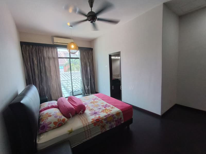 Rumah Berkembar untuk Dijual di Kulai (Johor) - Sam Liew - Bedroom - PropertyGuru.com.my