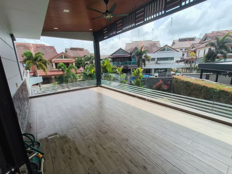Rumah Berkembar untuk Dijual di Kulai (Johor) - Sam Liew - Balcony - PropertyGuru.com.my