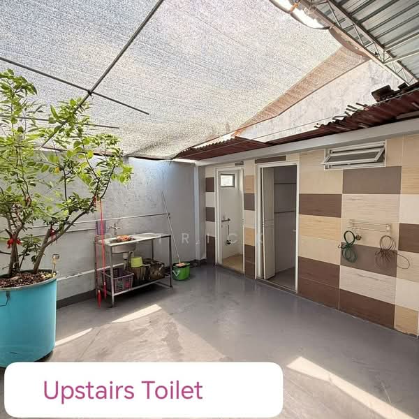 Shop for Sale in George Town (Penang) - Patrick . - Bathroom - PropertyGuru.com.my