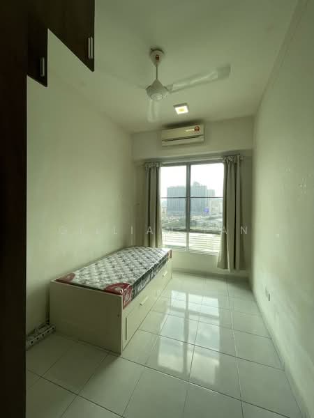 Condominium for Rent at D'suria Condominium - Gillian Tan - Bedroom - PropertyGuru.com.my