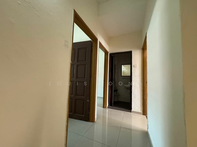 2-storey Terraced House for Rent in Taman Bukit Desa (Kepong) - Louis Foong - Corridor - PropertyGuru.com.my
