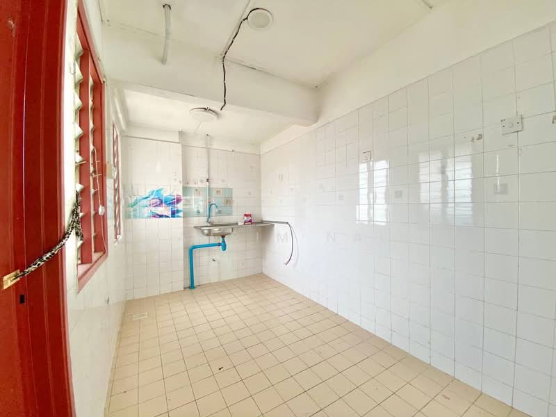 Apartment for Sale at Pangsapuri Indah Mas - Syahrim Naim - Kitchen - PropertyGuru.com.my
