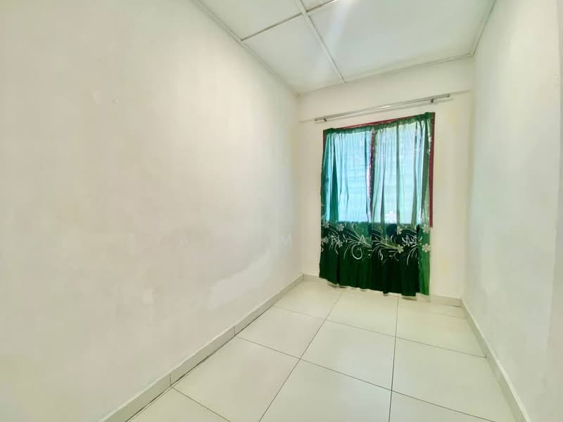 Apartment for Sale at Pangsapuri Indah Mas - Syahrim Naim - Interior - PropertyGuru.com.my