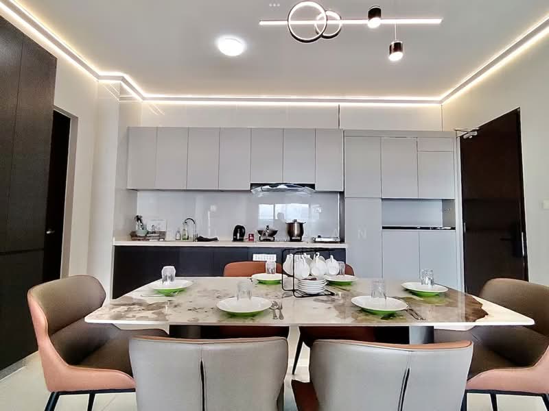 Kondominium untuk Dijual di Bay Laurel @ Country Garden Danga Bay - Bella Tan - Dining Room - PropertyGuru.com.my