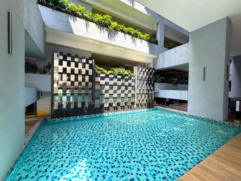 Servis Apartment untuk Dijual di Neu Suites - Syahrim Naim - Pool - PropertyGuru.com.my
