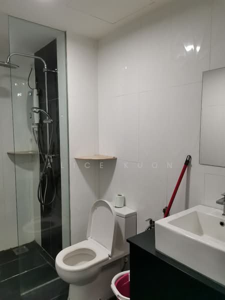 Servis Apartment untuk Disewa di Menara Suria (V12) - Alice Kuon - Bathroom - PropertyGuru.com.my