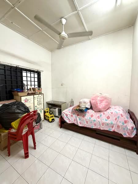 1-storey Terraced House for Sale in Taman Sri Skudai (Skudai) - Jennifer Ng - Bedroom - PropertyGuru.com.my