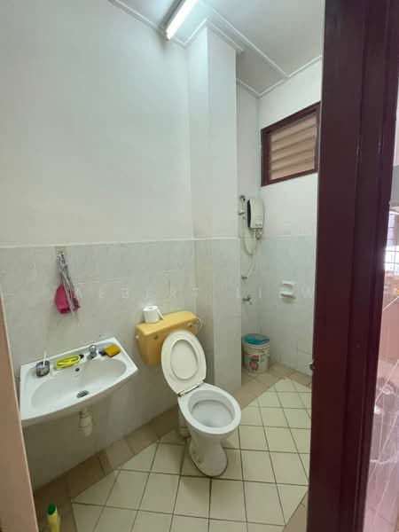 Rumah Teres 1 Tingkat untuk Dijual di Iskandar Puteri (Nusajaya) (Johor) - Albert Liew - Bathroom - PropertyGuru.com.my