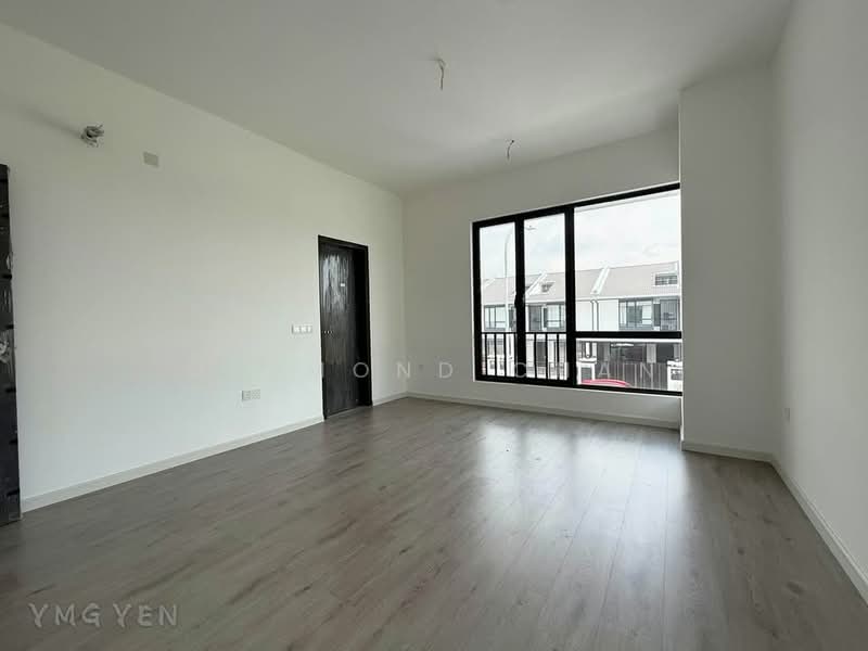 Terraced House for Sale in Klang (Selangor) - Desmond Chan - Living Room - PropertyGuru.com.my