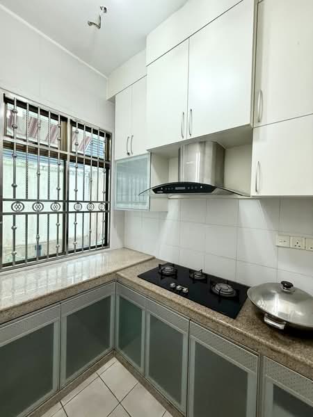 Semi-Detached House for Sale in Taman Sutera Utama (Skudai) - Yik Tat - Kitchen - PropertyGuru.com.my