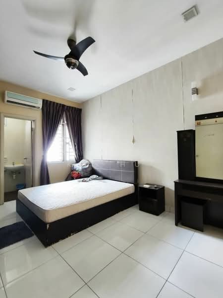 2-storey Terraced House for Sale in Bandar Dato Onn (Tebrau) - Kok Hui - Bedroom - PropertyGuru.com.my