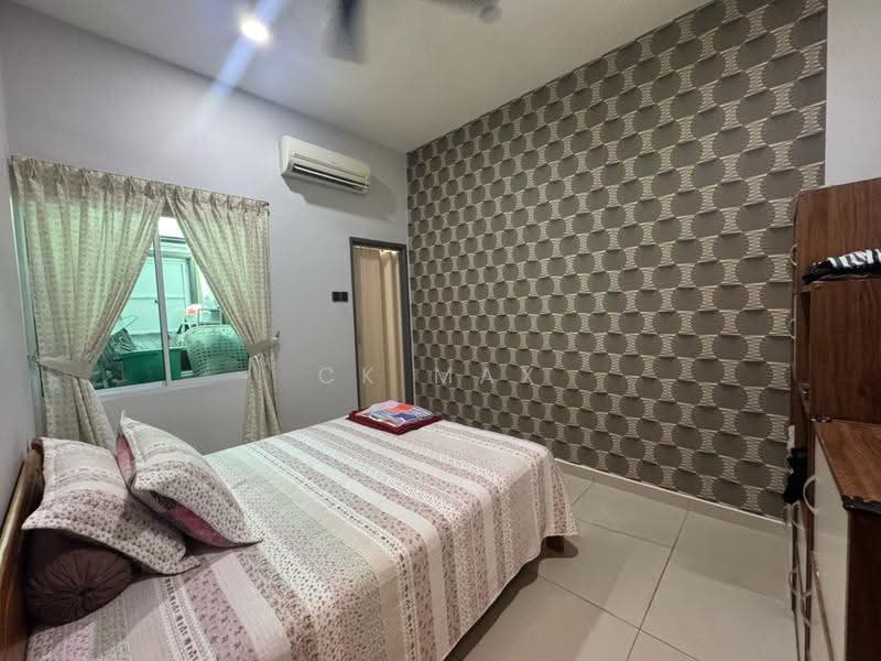 2.5-storey Terraced House for Sale in Taman Tambun (Ipoh) - Ck Max - Bedroom - PropertyGuru.com.my