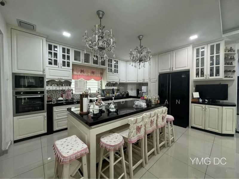 3-storey Terraced House for Sale in Bandar Botanic (Klang) - Desmond Chan - Kitchen - PropertyGuru.com.my