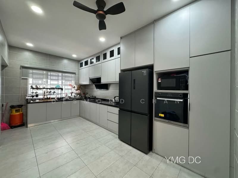 Terraced House for Sale in Klang (Selangor) - Desmond Chan - Kitchen - PropertyGuru.com.my