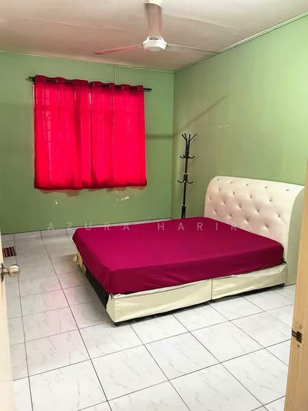 Apartment for Rent at Mentari Court - Azura Hariri - Bedroom - PropertyGuru.com.my
